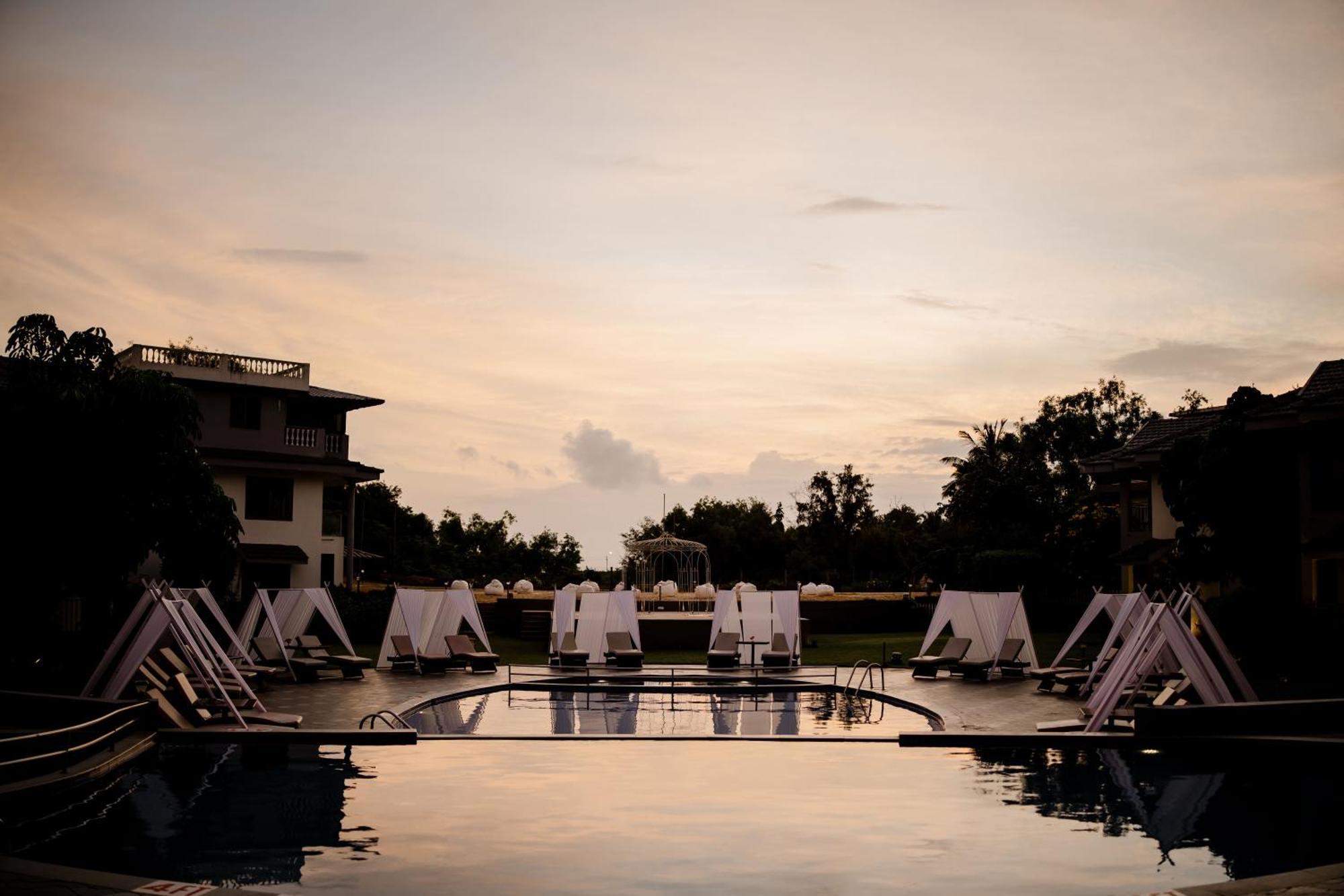 Regenta Baywatch Resort, Goa 4*
